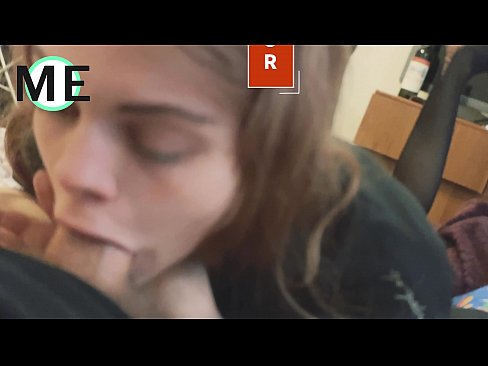 ❤️ Hrdlo vtáka, roztrhané pančuchy a roztrhané podpätky pekné stretnutie Kvalitný sex na porno sk.fitorganic.top